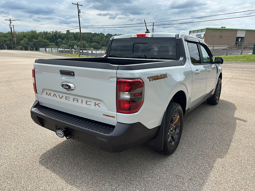 2023 Ford Maverick Lariat Avalanche Gray at Woltz & Wind Ford