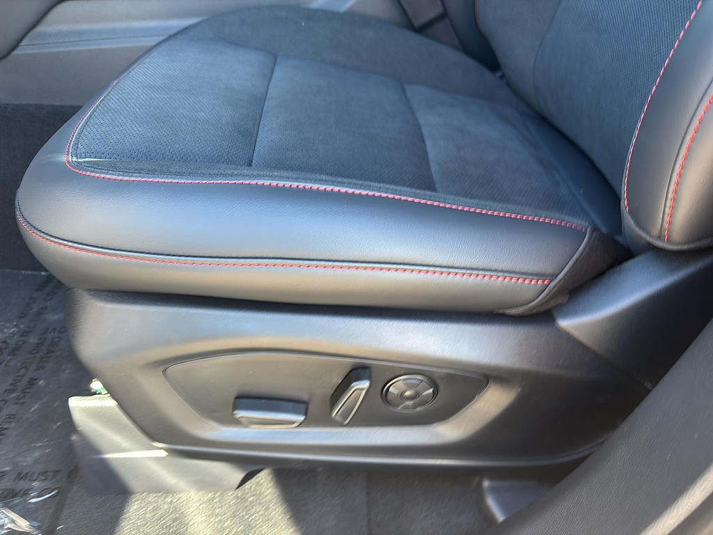 2027 Ford Explorer photo 11 of 26