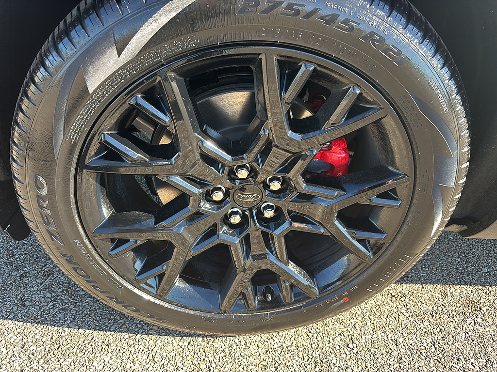 2027 Ford Explorer photo 9 of 26