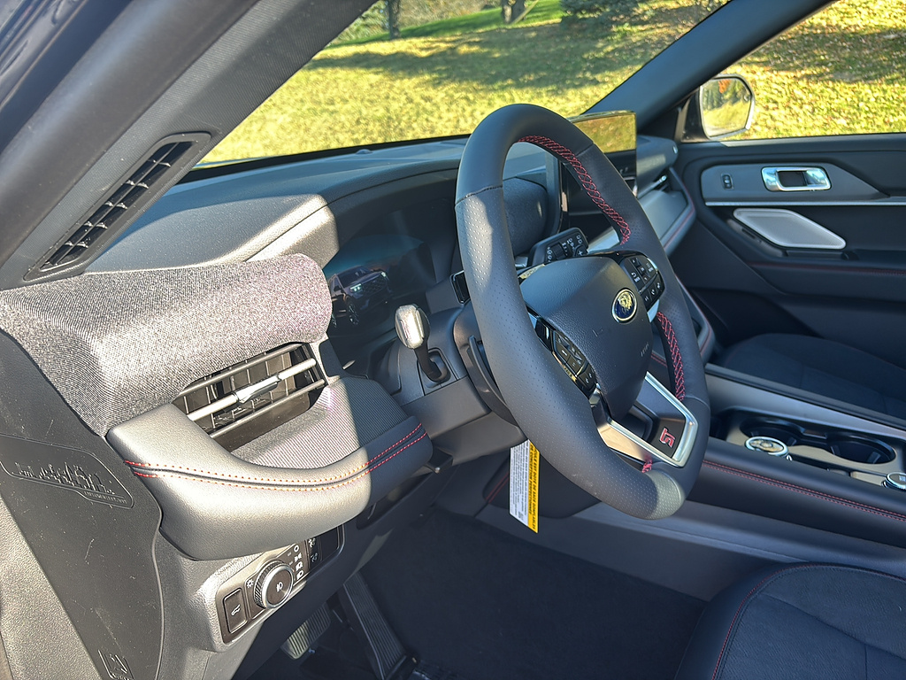 2027 Ford Explorer photo 12 of 26