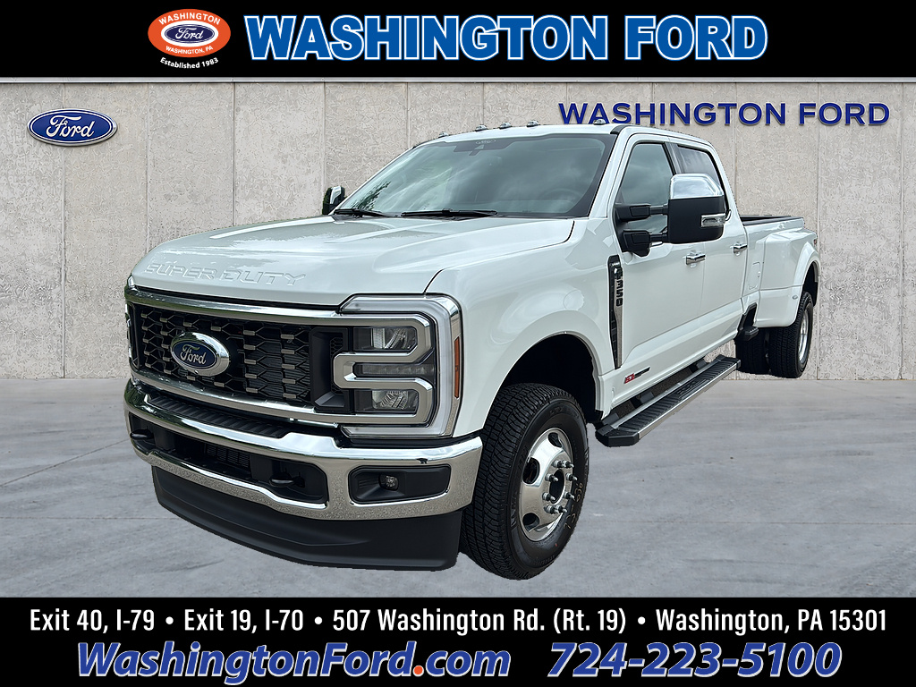 2026 Ford Super Duty F-350 DRW LARIAT Star White Metallic Tri-Coat at Washington Ford