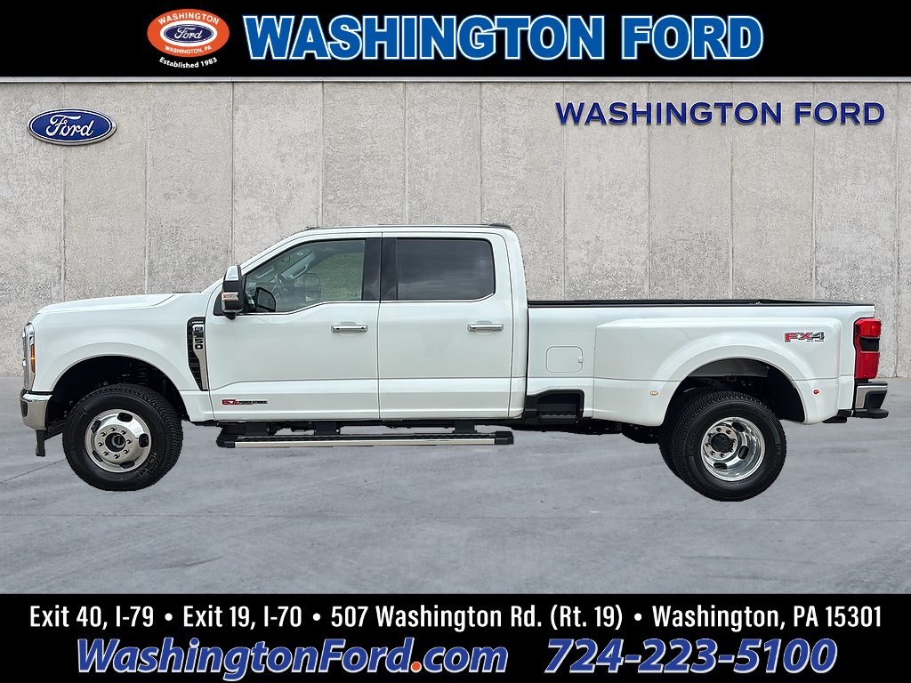 2026 Ford Super Duty F-350 DRW LARIAT Star White Metallic Tri-Coat at Washington Ford