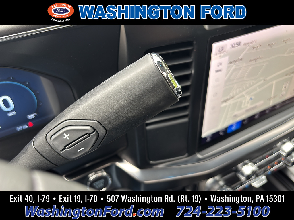 2026 Ford Super Duty F-350 DRW LARIAT Star White Metallic Tri-Coat at Washington Ford