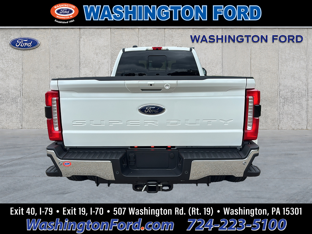 2026 Ford Super Duty F-350 DRW LARIAT Star White Metallic Tri-Coat at Washington Ford