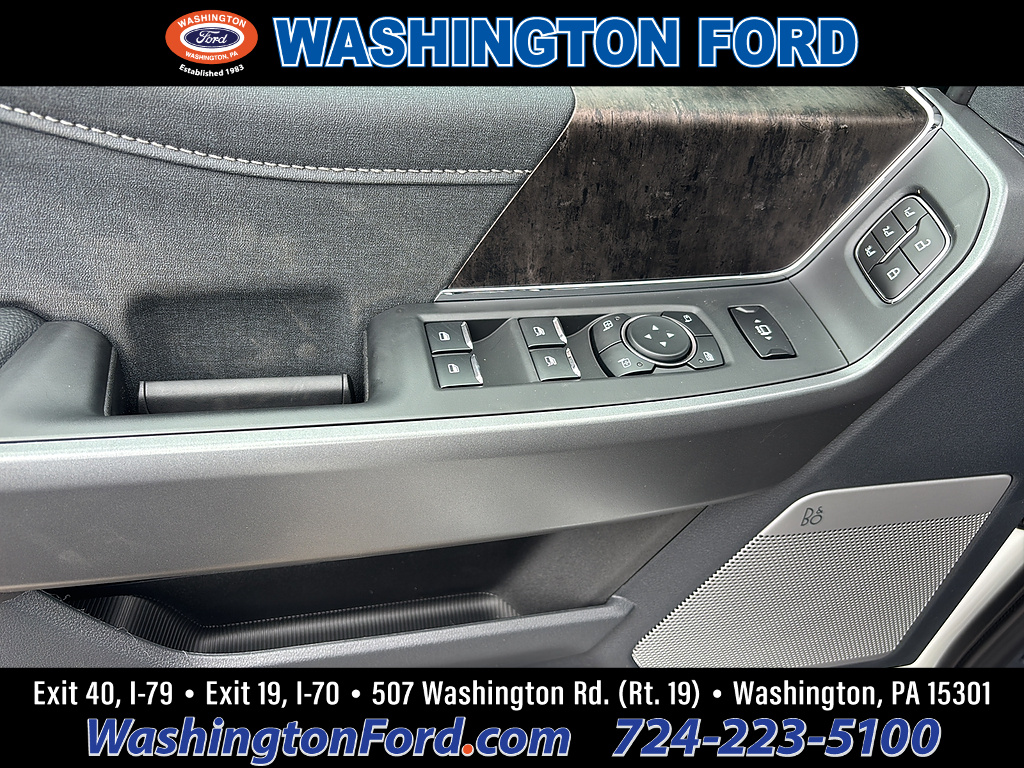 2026 Ford Super Duty F-350 DRW LARIAT Star White Metallic Tri-Coat at Washington Ford