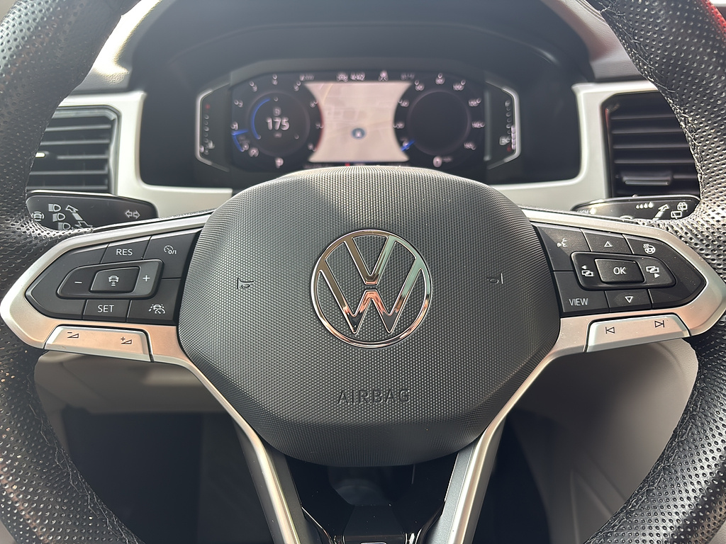 2023 Volkswagen Atlas V6 SEL R-Line Black 4Motion Deep Black Pearl at Diehl Automotive