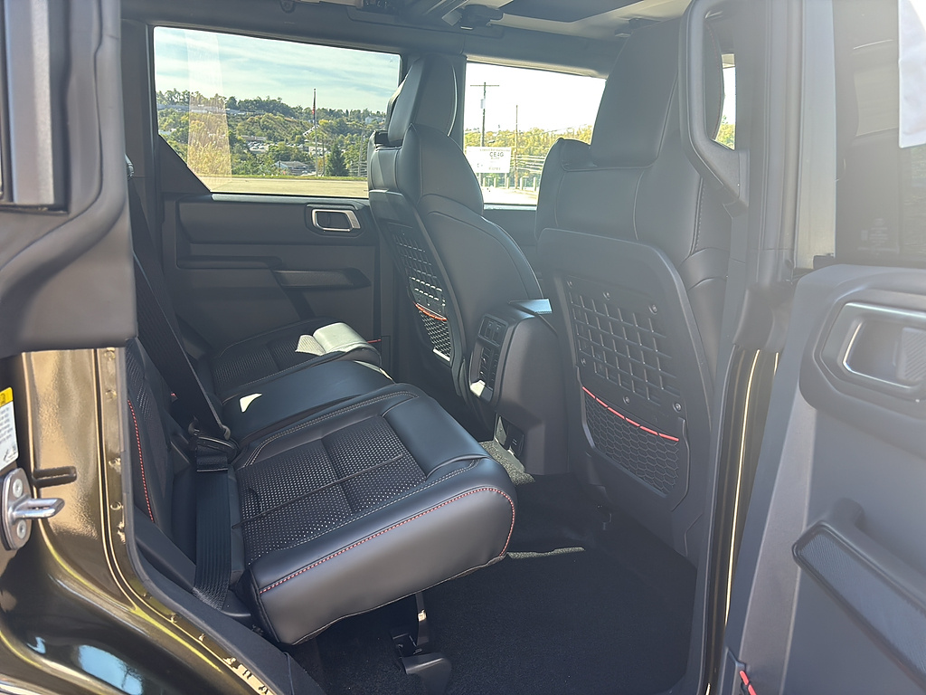 2026 Ford Bronco photo 18 of 26