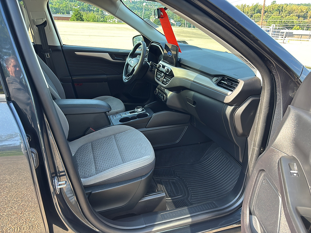 2022 Ford Escape SE Stone Blue at Washington Ford
