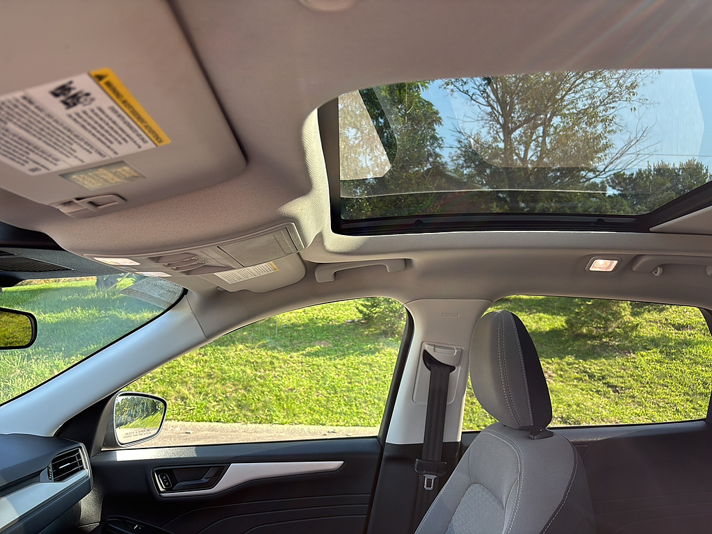 2022 Ford Escape SE Stone Blue at Washington Ford