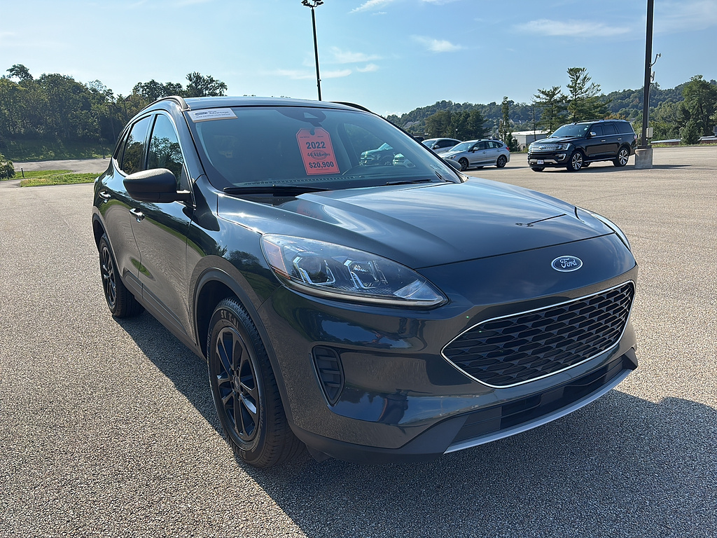 2022 Ford Escape SE Stone Blue at Washington Ford