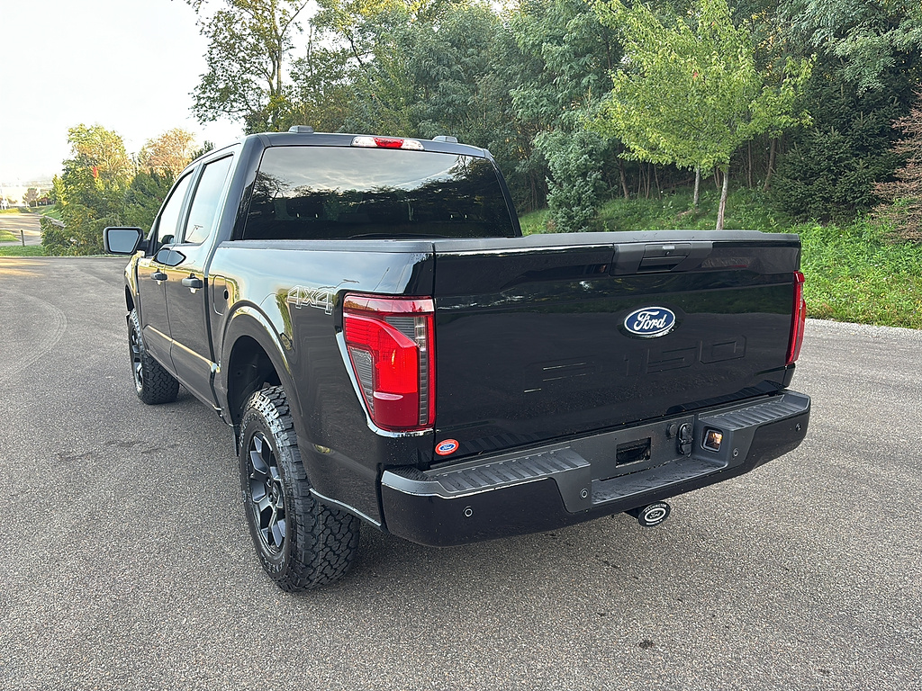 2026 Ford F-150 photo 2 of 26