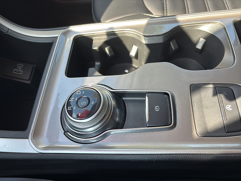 2024 Ford Edge SEL Carbonized Gray at Woltz & Wind Ford