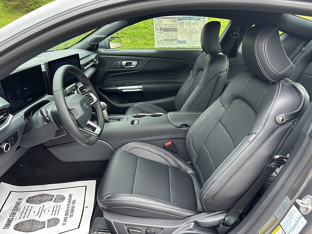 2026 Ford Mustang photo 10 of 24