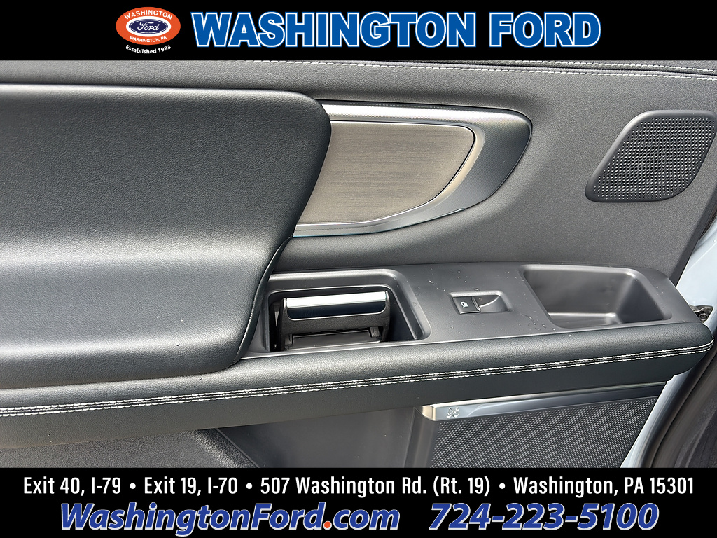 2027 Ford Expedition Max MAX Platinum Glacier Gray Metallic Tri-Coat at Woltz & Wind Ford