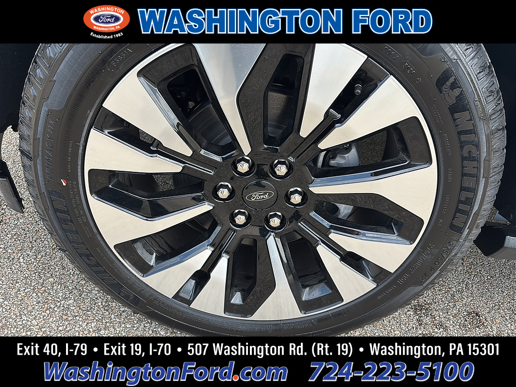 2027 Ford Expedition Max MAX Platinum Glacier Gray Metallic Tri-Coat at Woltz & Wind Ford