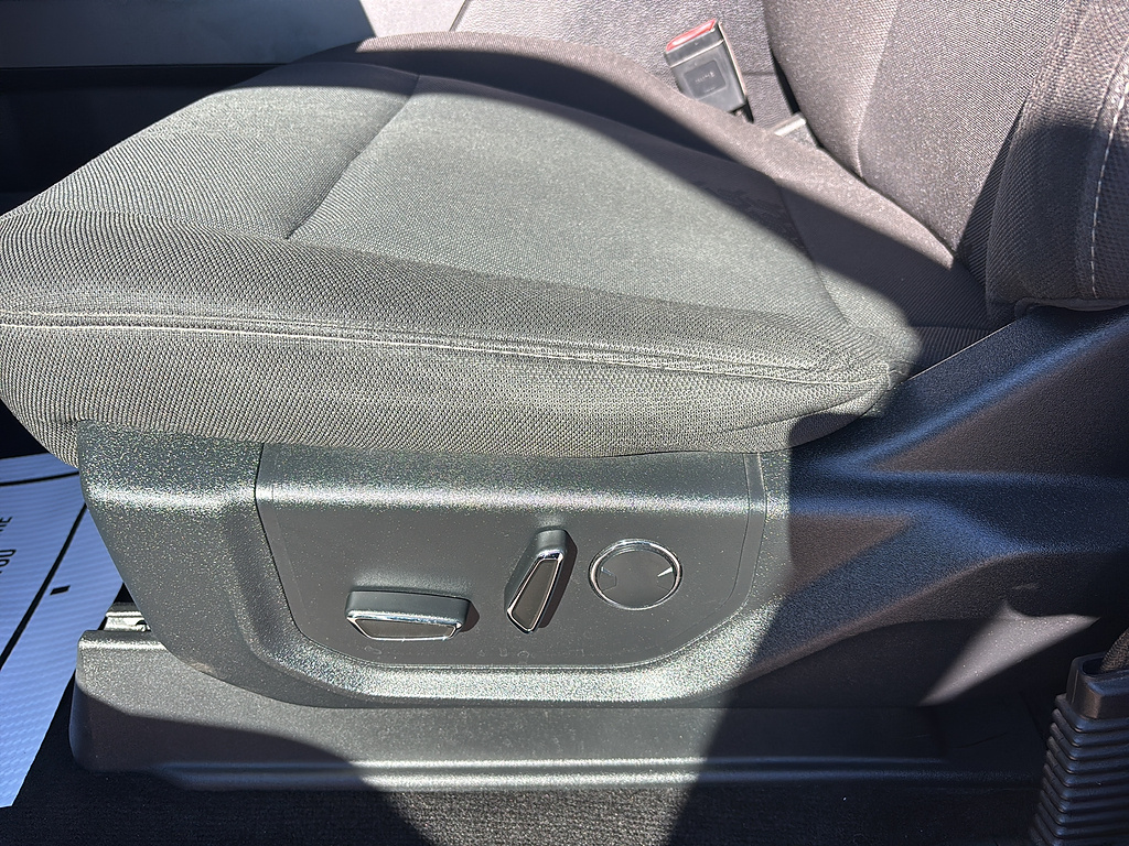 2018 Ford F-150 photo 12 of 27