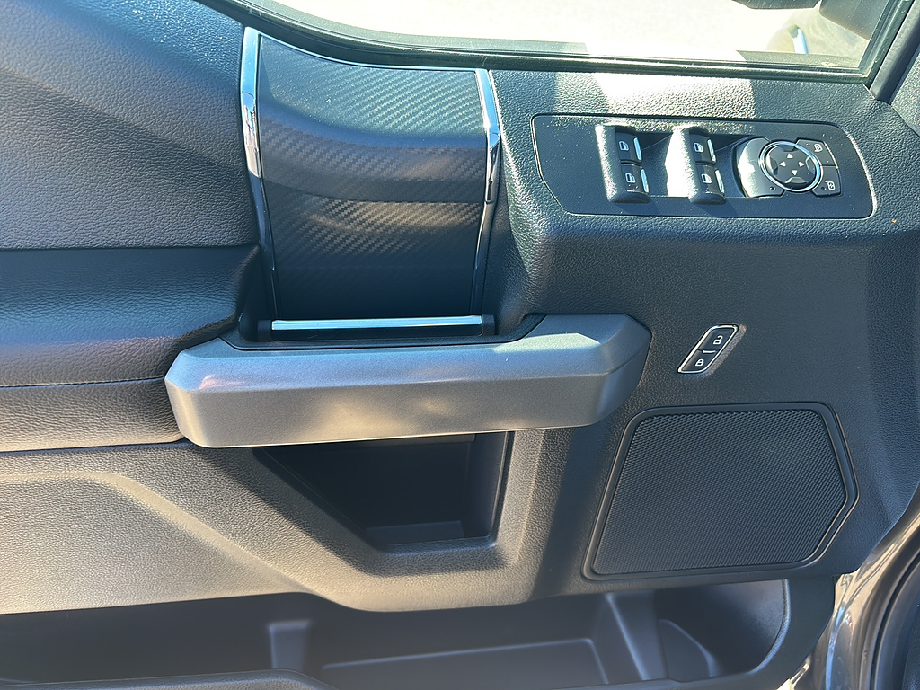 2018 Ford F-150 photo 14 of 27