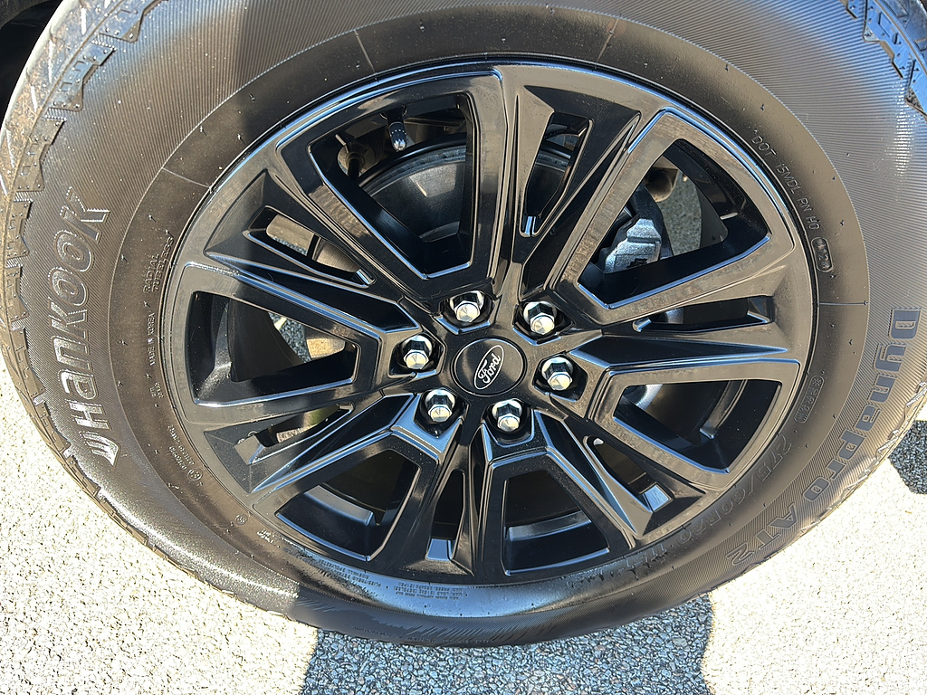 2025 Ford F-150 photo 9 of 27