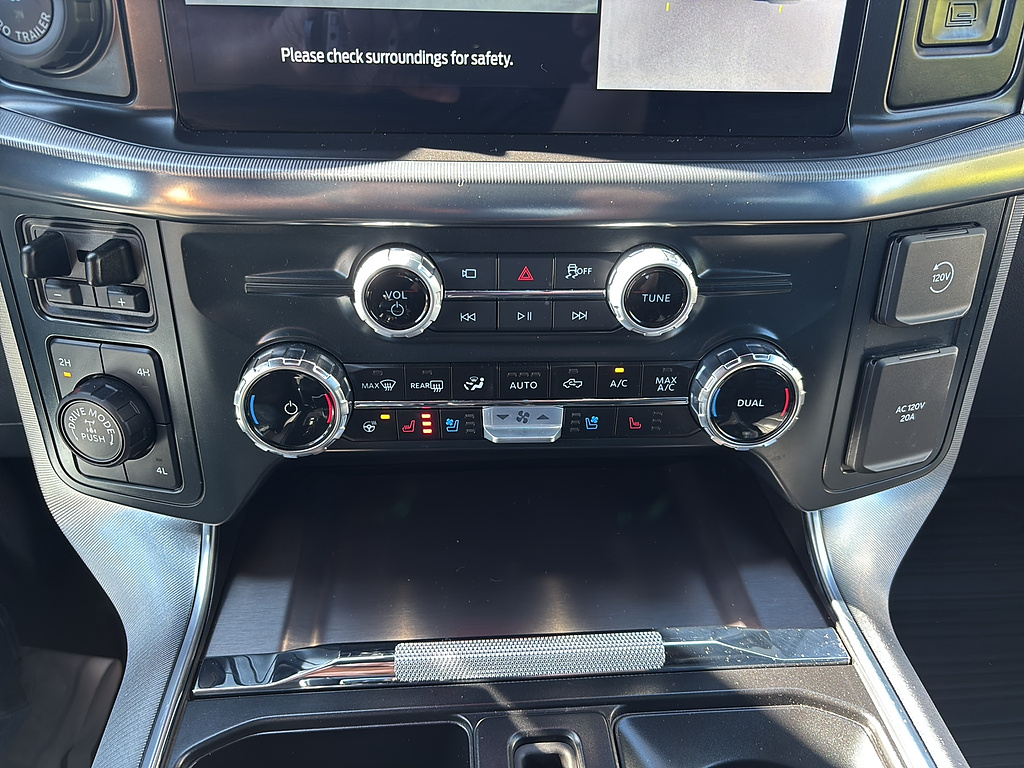 2025 Ford F-150 photo 24 of 27