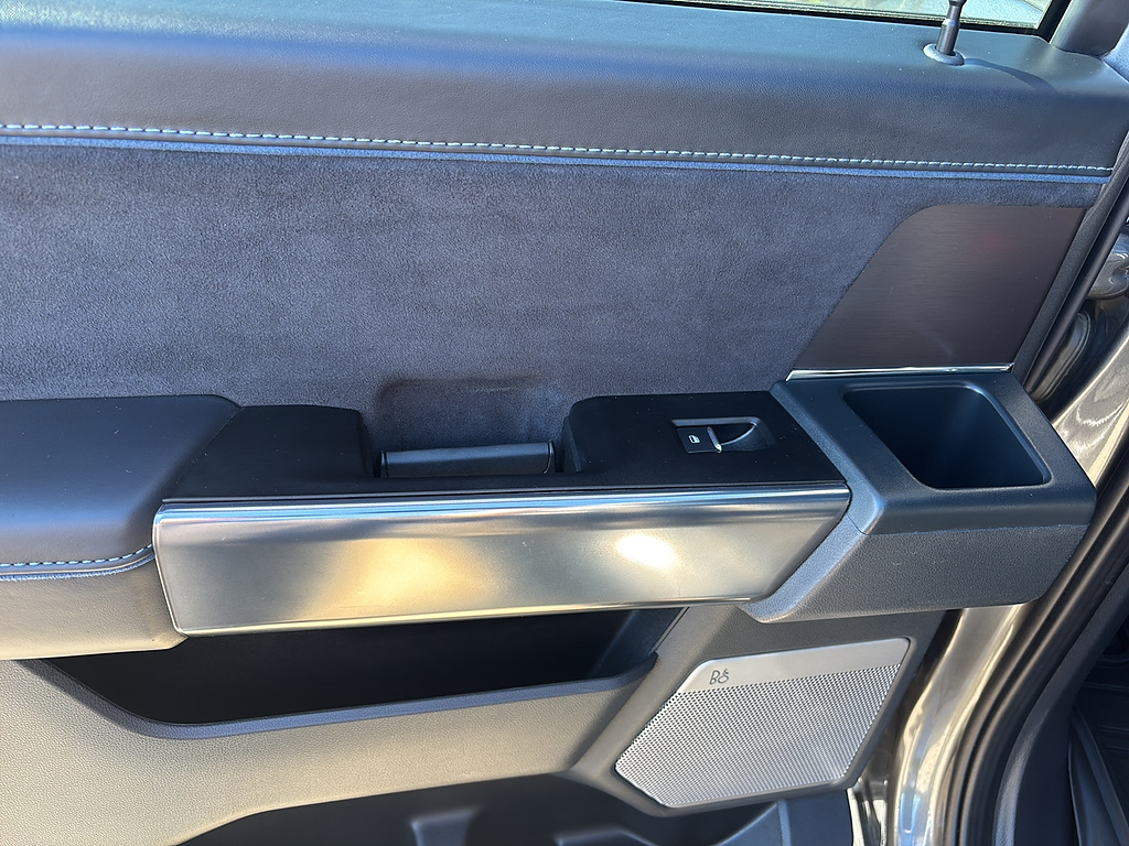 2025 Ford F-150 photo 17 of 27