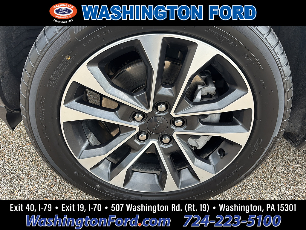 2023 Jeep Grand Cherokee L Overland Baltic Gray Metallic Clear Coat at Bud's Auto Sales