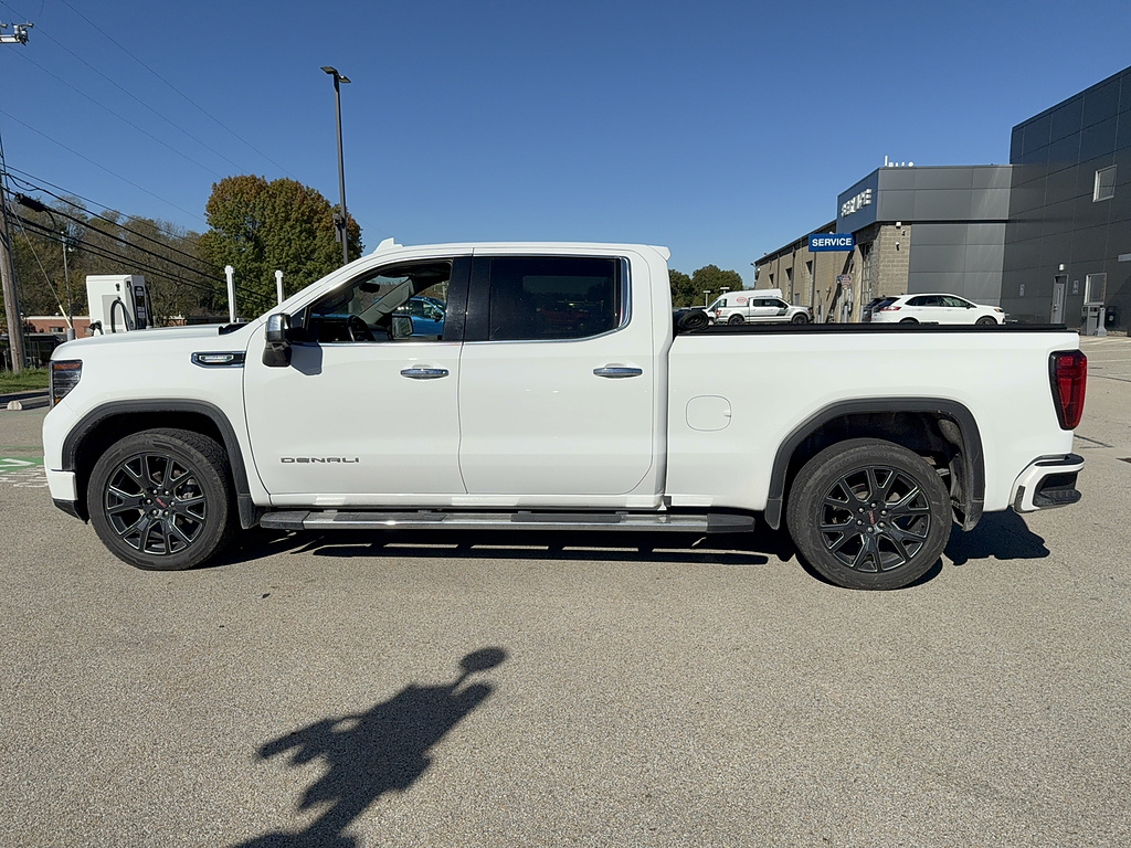 2024 GMC Sierra 1500 photo 2 of 5