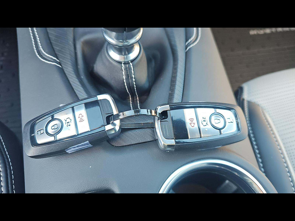 2025 Ford Mustang photo 20 of 20