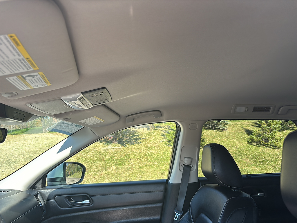 2023 Nissan Pathfinder photo 15 of 27