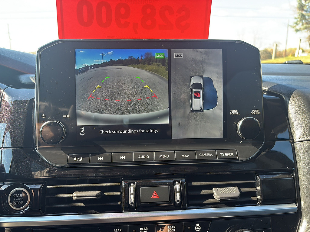 2023 Nissan Pathfinder photo 23 of 27