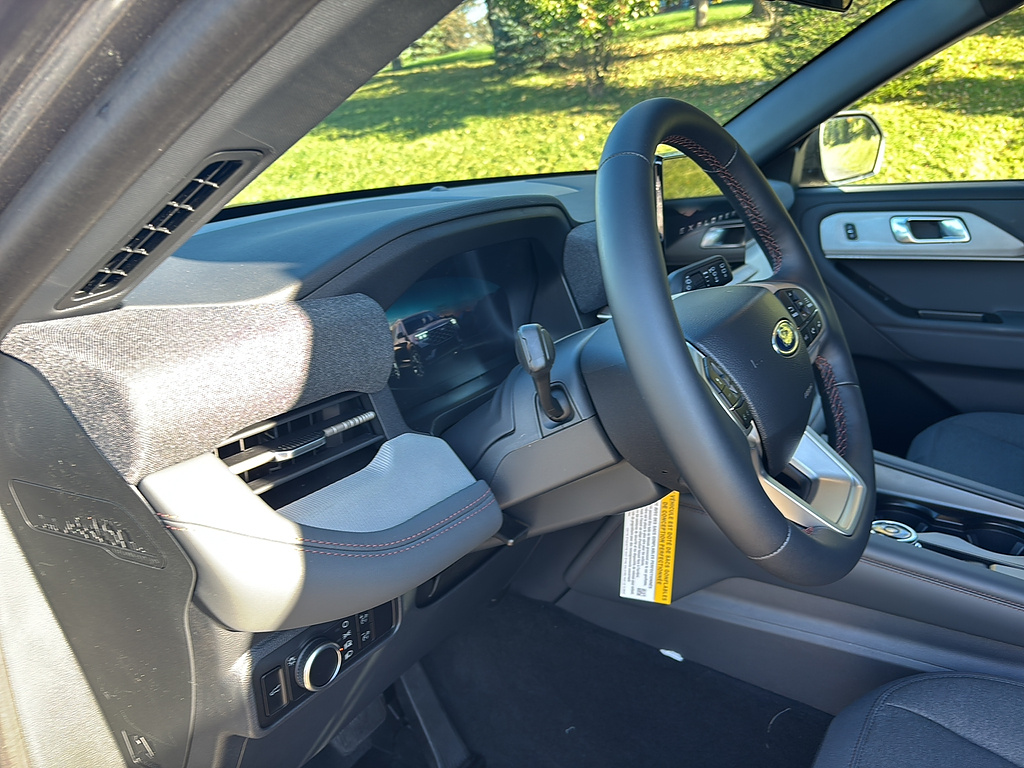 2027 Ford Explorer photo 12 of 26
