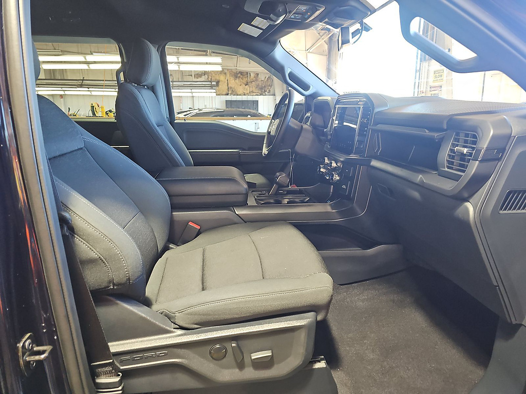 2024 Ford F-150 photo 10 of 12