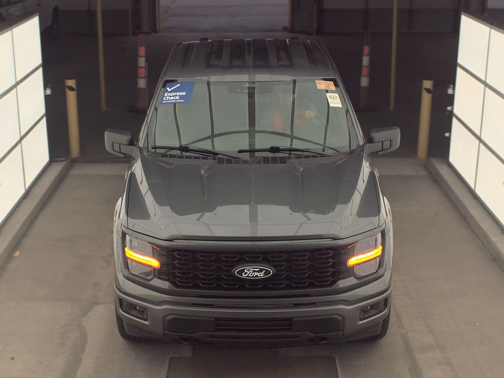 2024 Ford F-150 photo 2 of 14