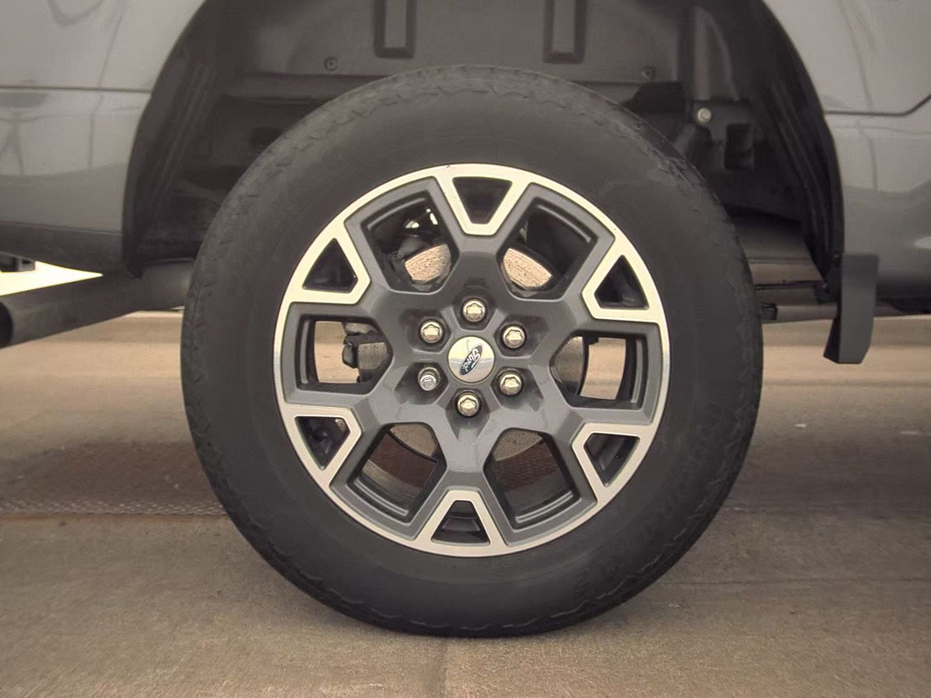 2024 Ford F-150 photo 10 of 14