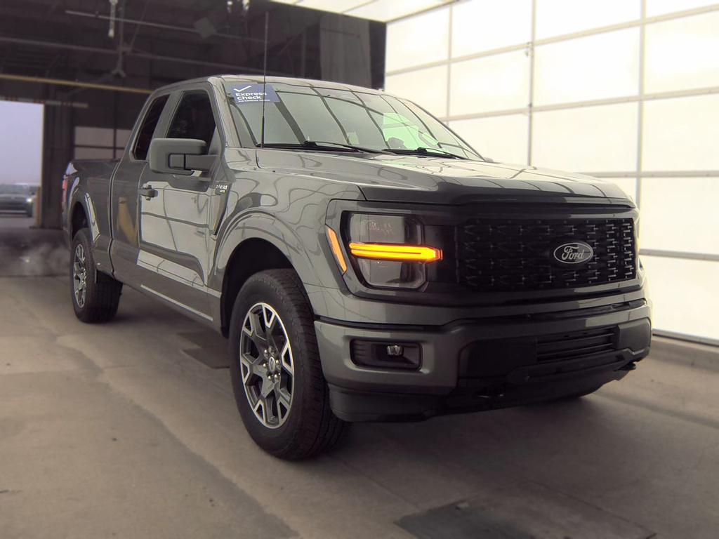 2024 Ford F-150 photo 4 of 14