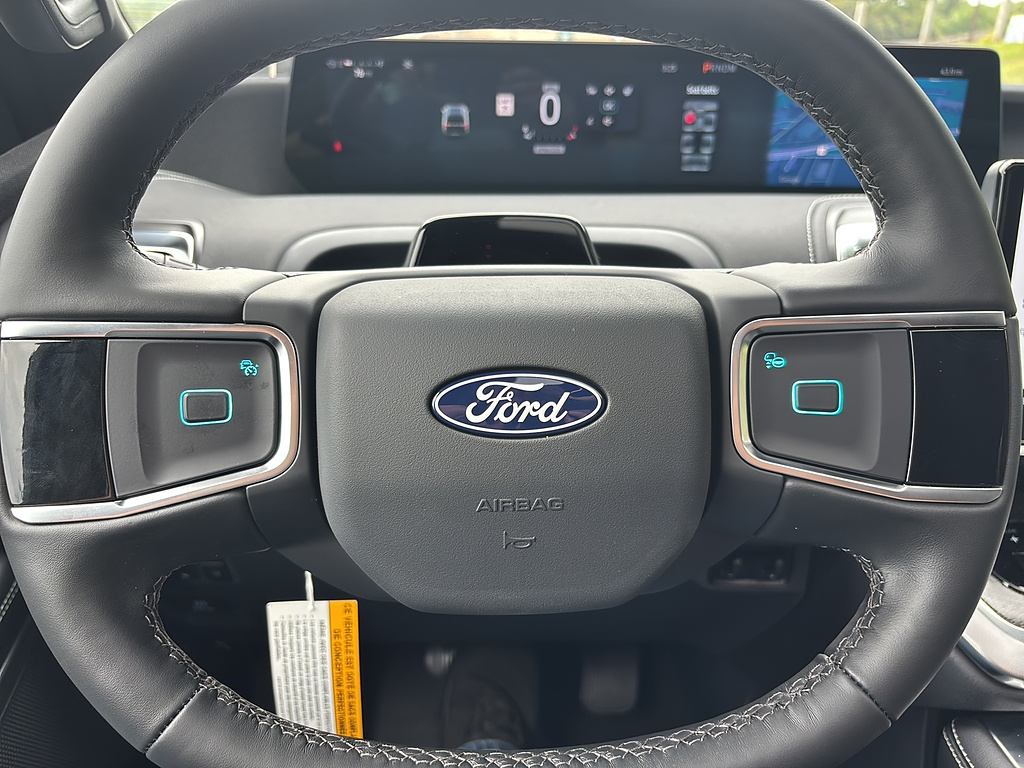 2027 Ford Expedition Platinum Agate Black at Washington Ford