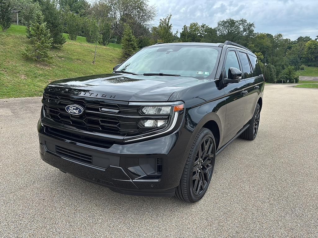 2027 Ford Expedition Platinum Agate Black at Washington Ford
