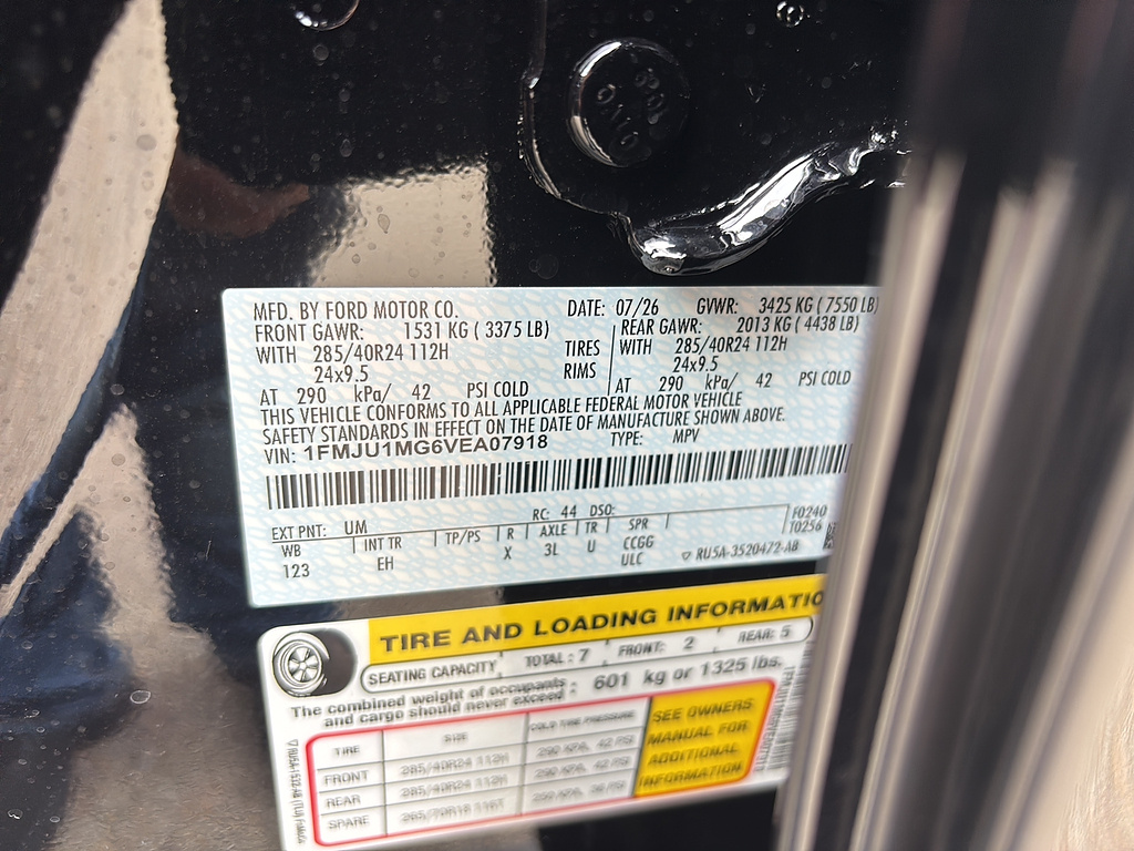 2027 Ford Expedition Platinum Agate Black at Washington Ford