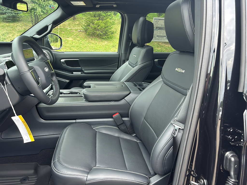 2027 Ford Expedition Platinum Agate Black at Washington Ford