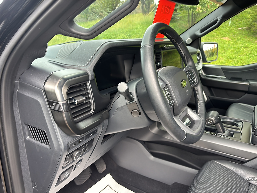 2024 Ford F-150 photo 13 of 27
