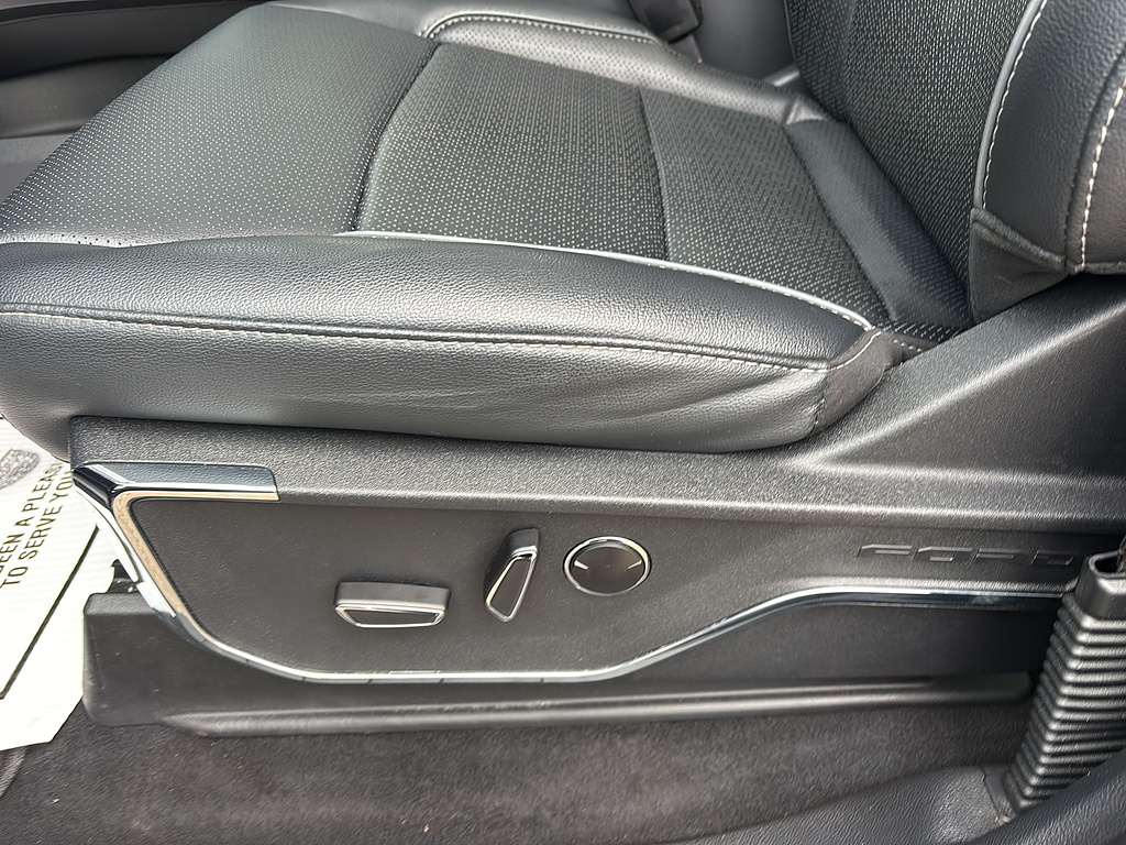 2024 Ford F-150 photo 12 of 27
