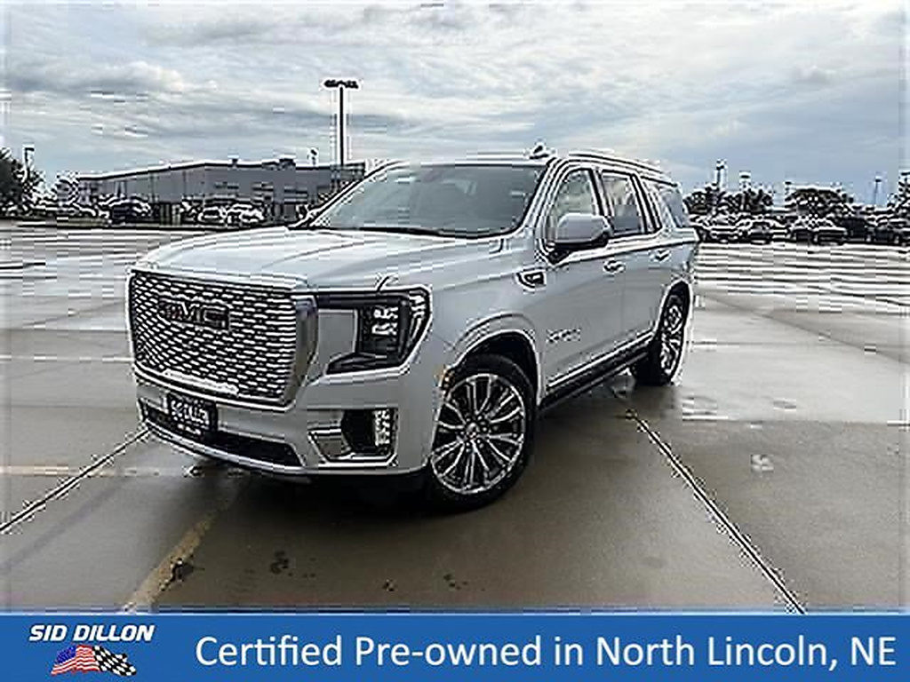  2022 GMC Yukon Denali 4WD   