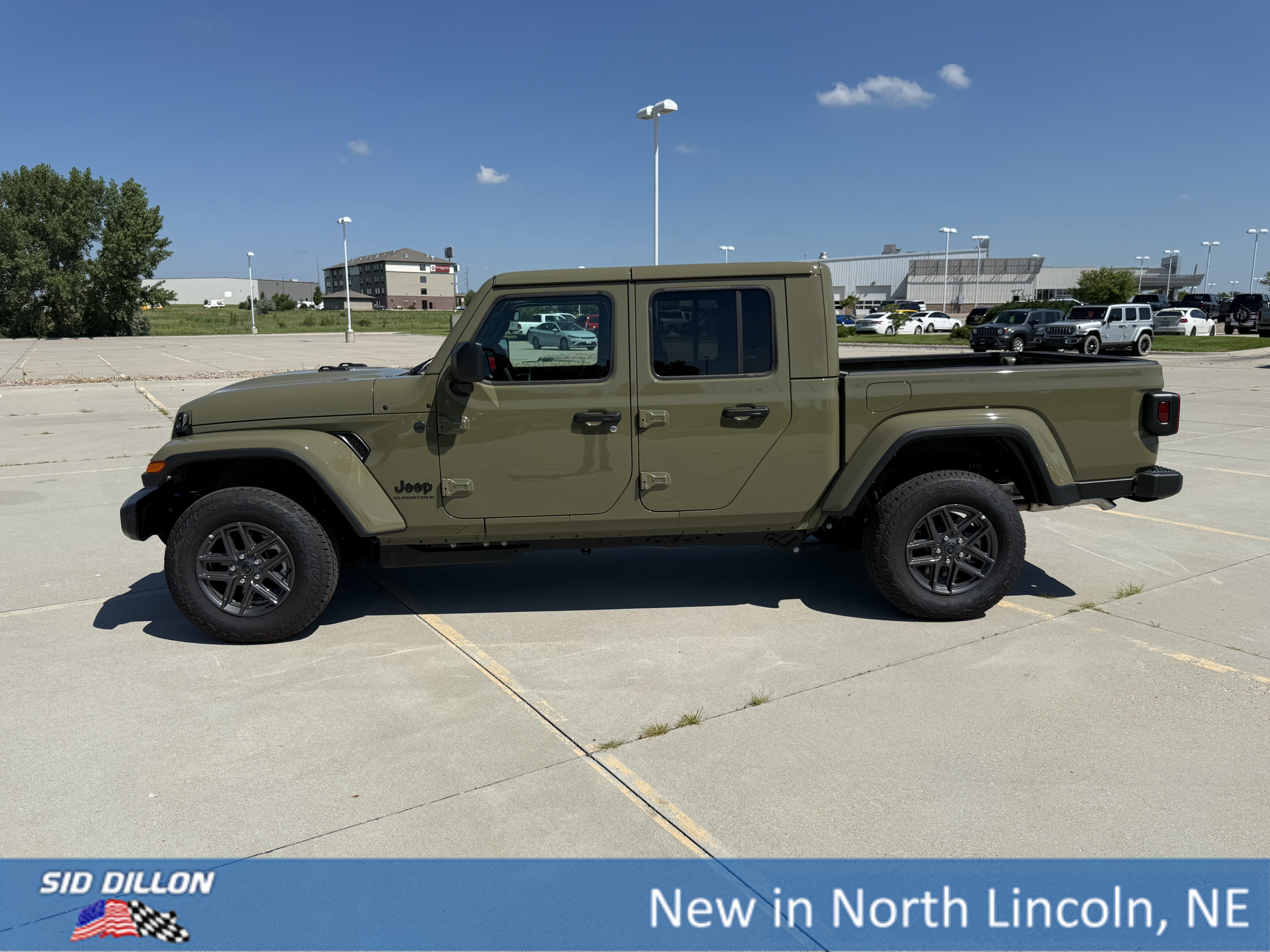 New 2026 41 Jeep Sport S 4x4 image 2