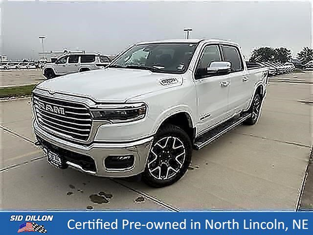 2025 RAM 1500 Laramie Crew Cab 4WD