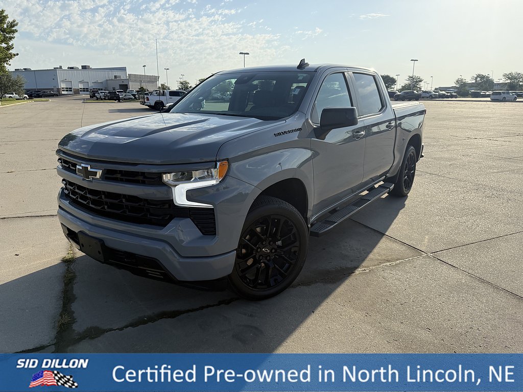 Slate Gray Metallic 2024 Chevrolet Silverado 1500 Pickup Truck Four-Wheel Drive 8-Speed Automatic