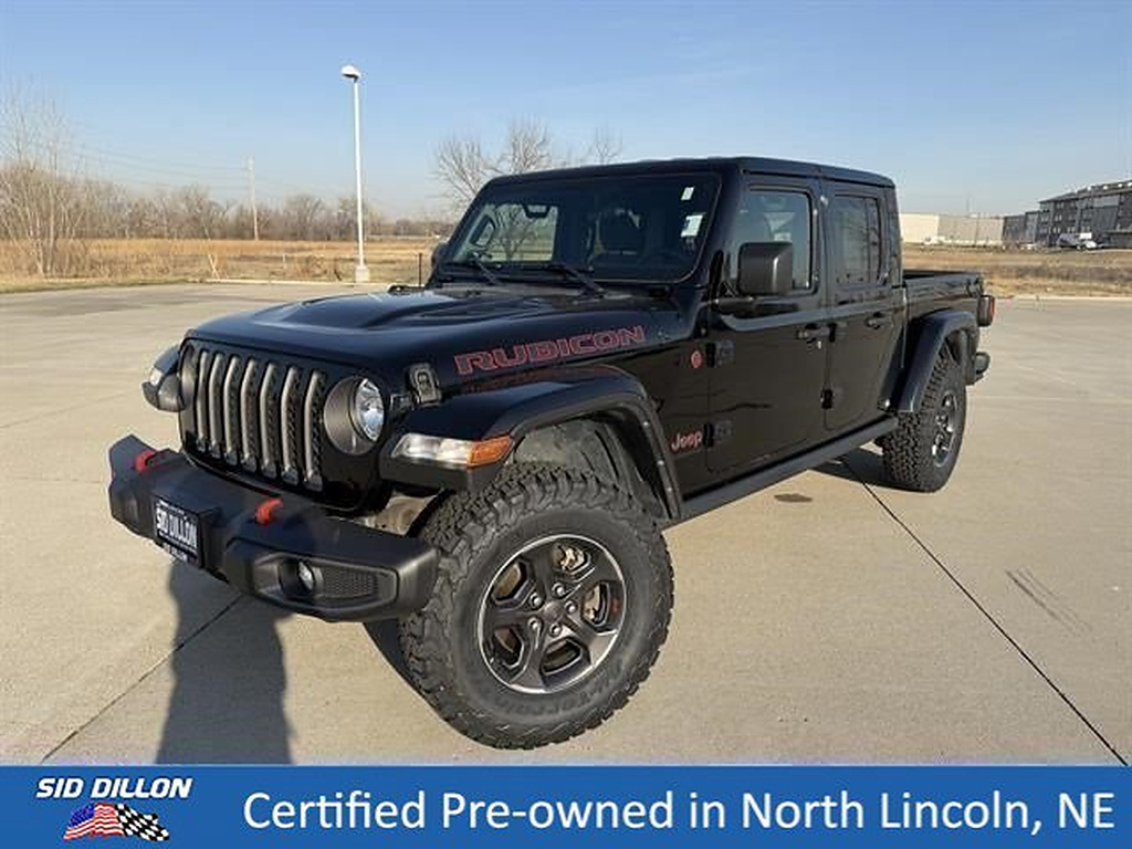 Black Clear Coat 2021 Jeep Gladiator Pickup Truck Four-Wheel Drive 8-Speed Automatic