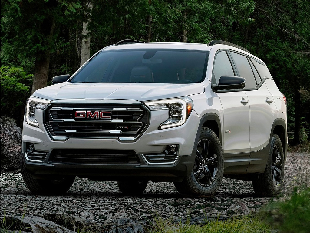 2022 GMC Terrain SLE comparison vehicle
