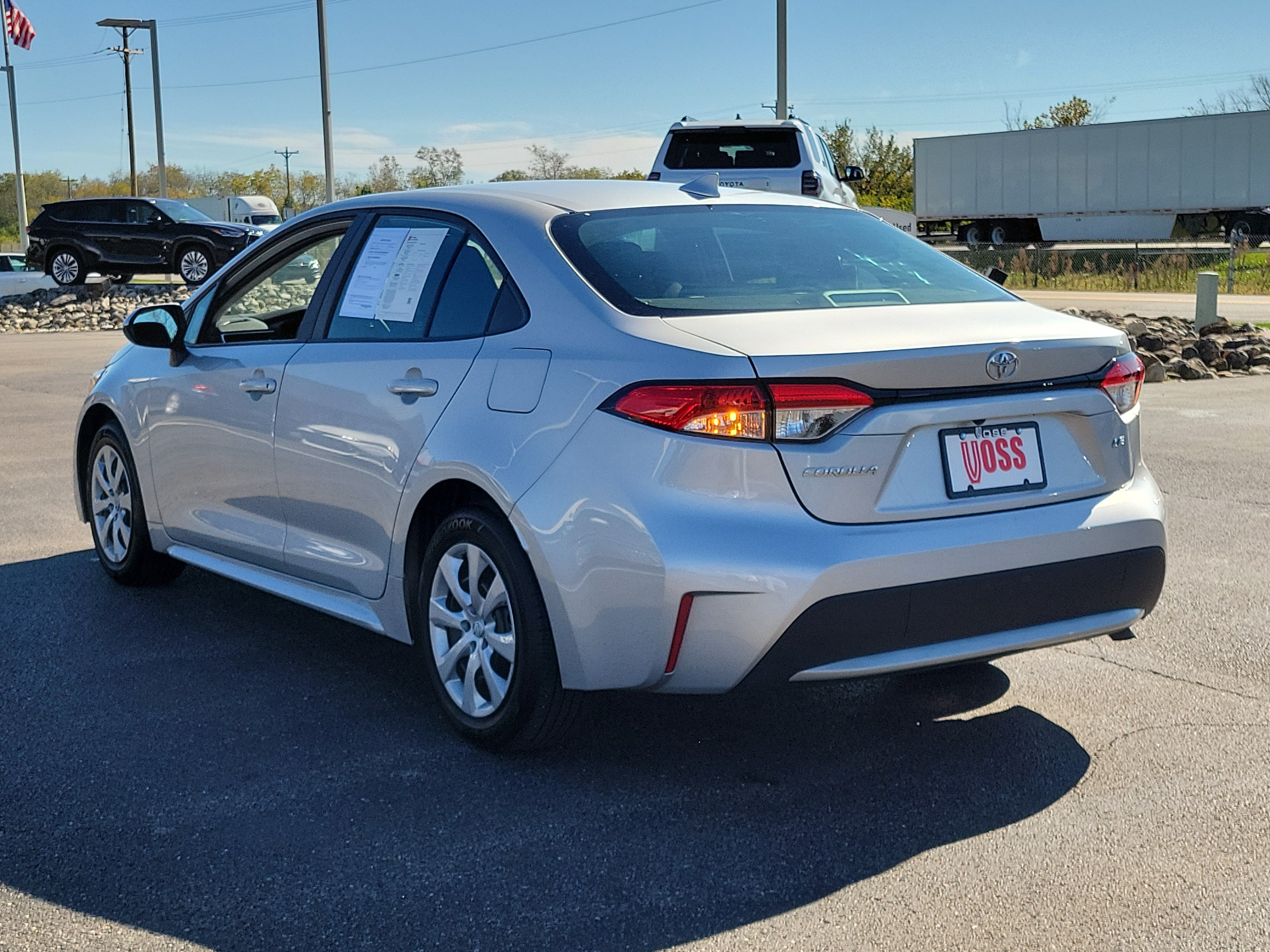 Certified Used 2022 Classic Silver Metallic Toyota LE image 3