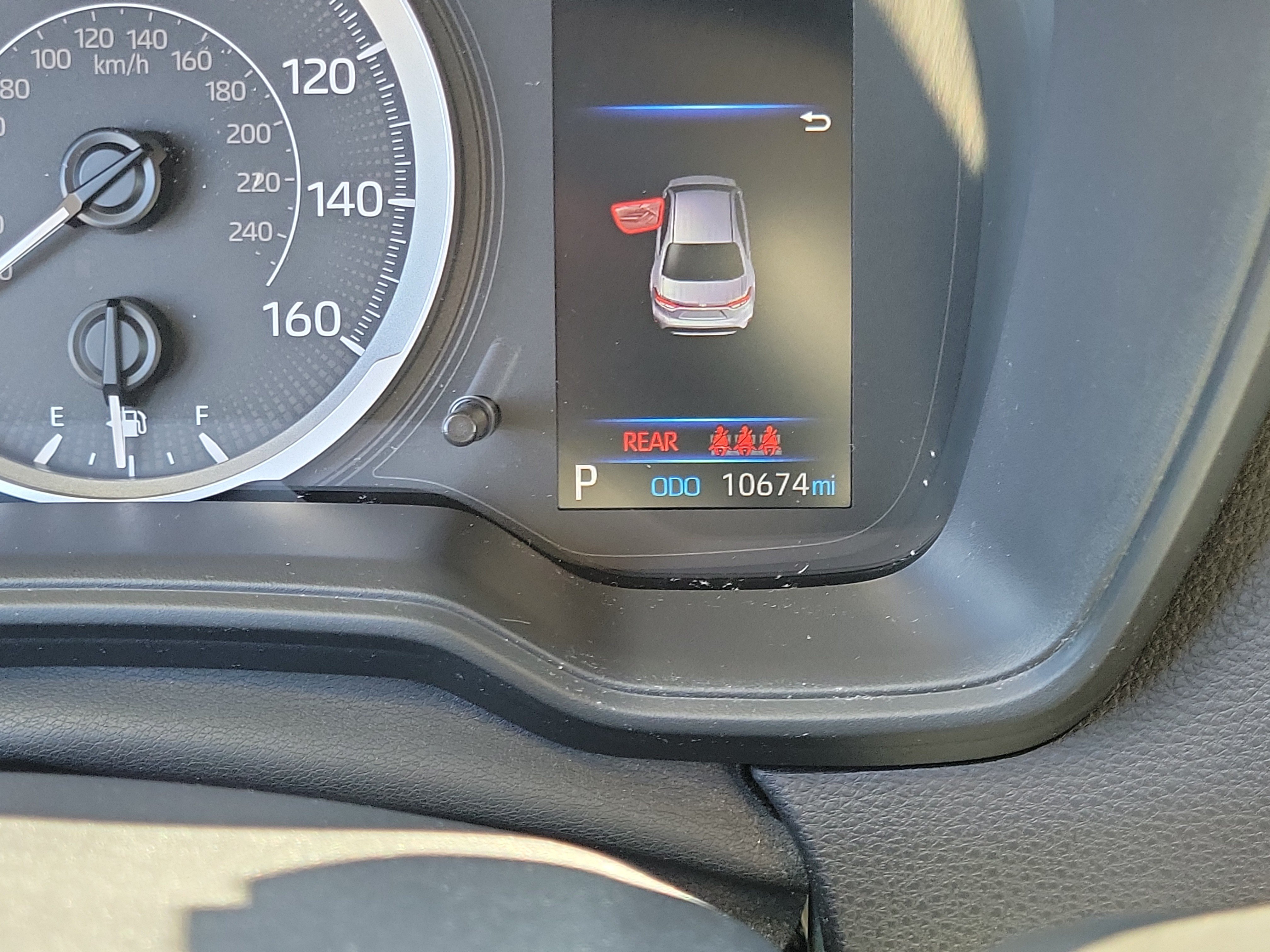 Certified Used 2022 Classic Silver Metallic Toyota LE image 25
