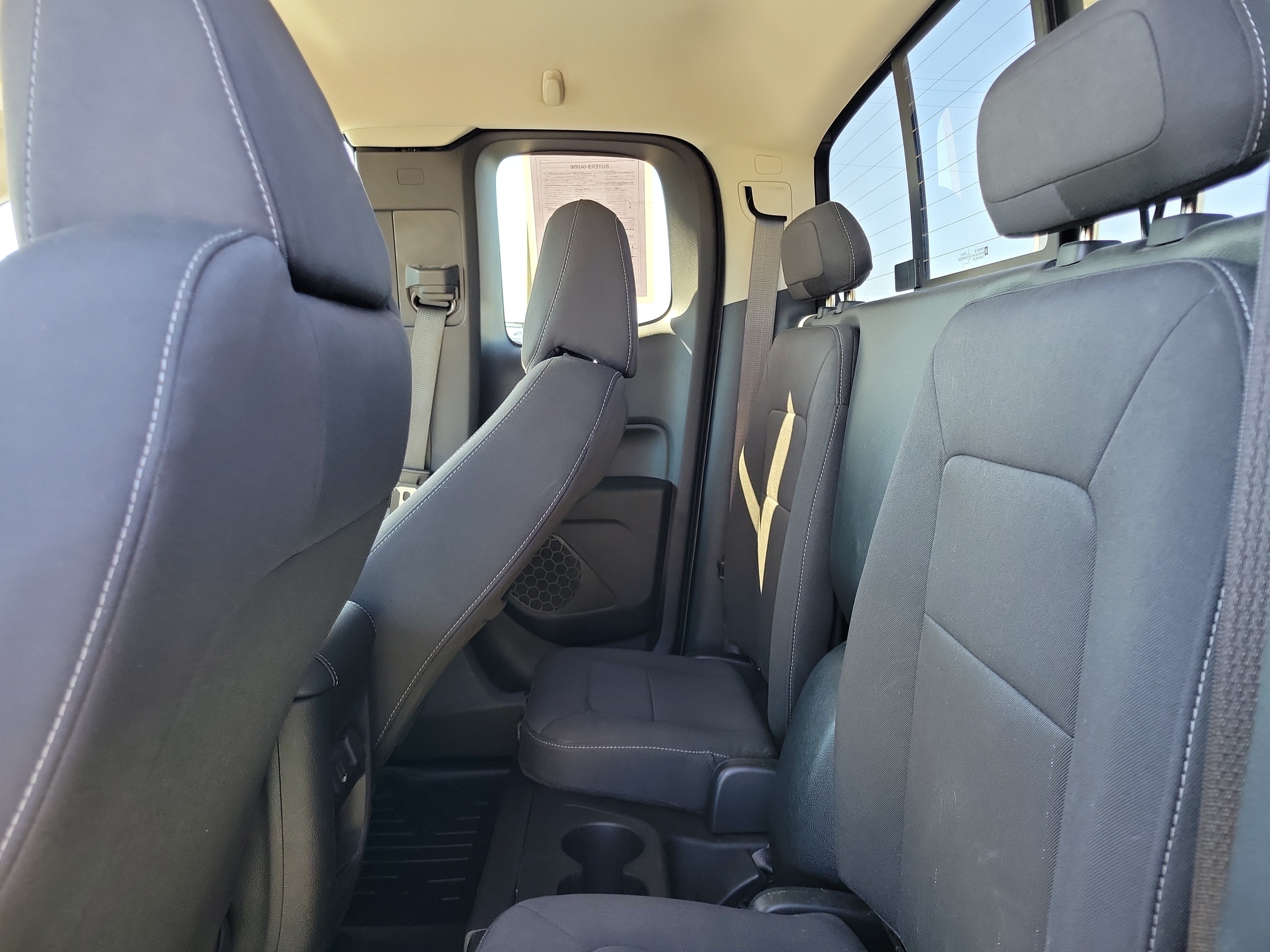 Used 2019 Blue Emerald Metallic GMC SLE image 15