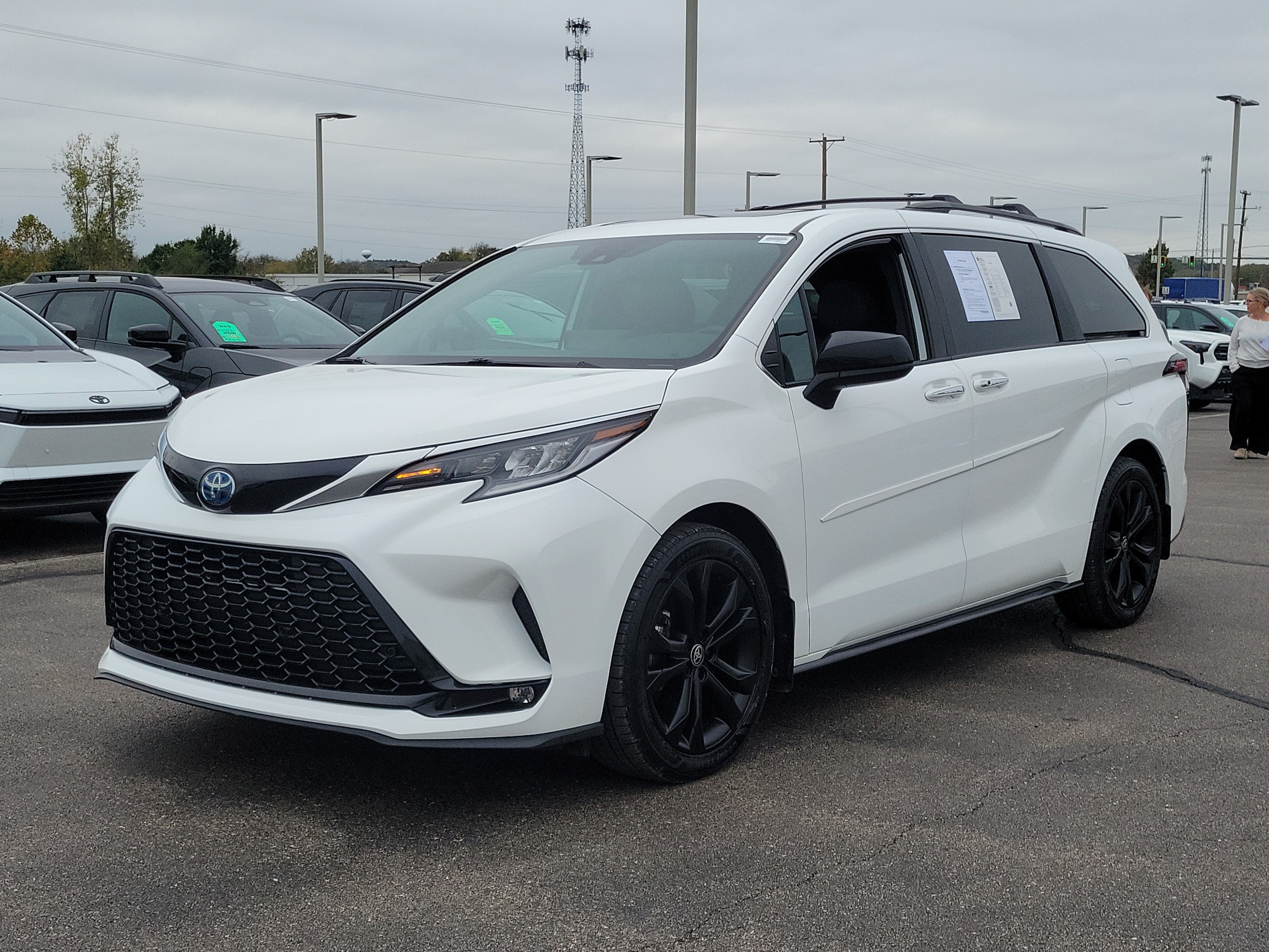 Certified Used 2024 Ice Cap Toyota XSE 7-Passenger image 2